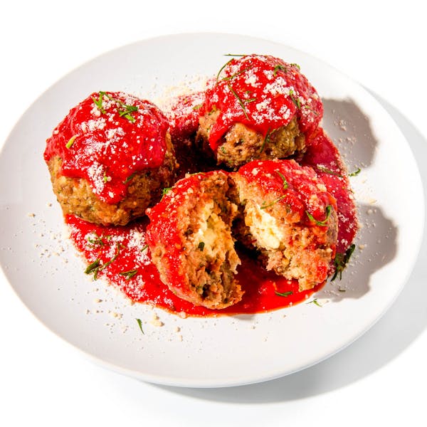 Cheesy Meatballs in Marinara Sauce