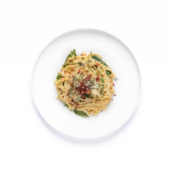 Fettuccine with Spinach and Sun-Dried Tomatoes