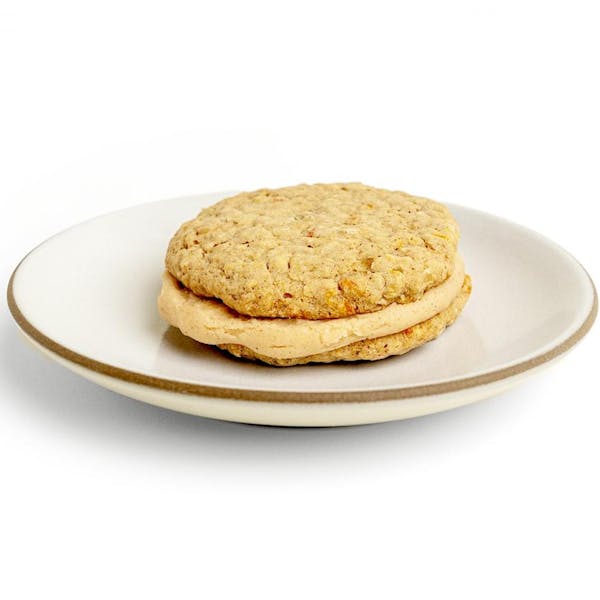 Carrot Cake Cookie with Cheesecake Filling