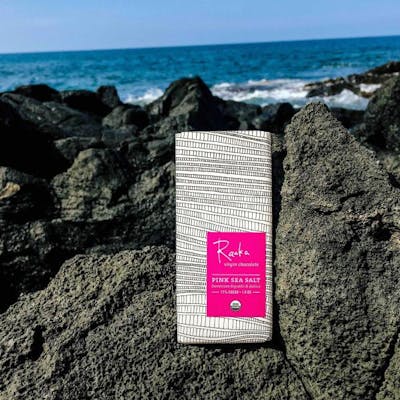 Pink Sea Salt (71% Cacao)